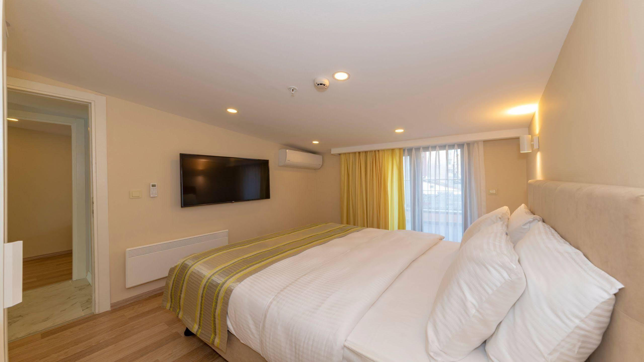 Feri Suites Istanbul Exterior foto